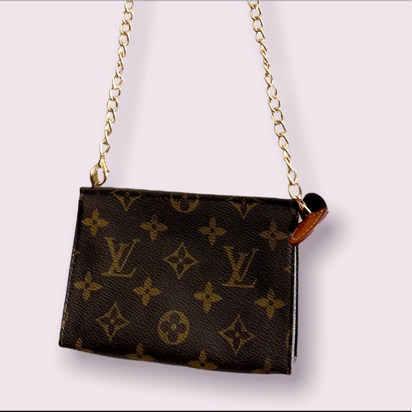 Louis Vuitton | Bags | Louis Vuitton Pochette Toilette 5 Toiletry 15 |  Poshmark